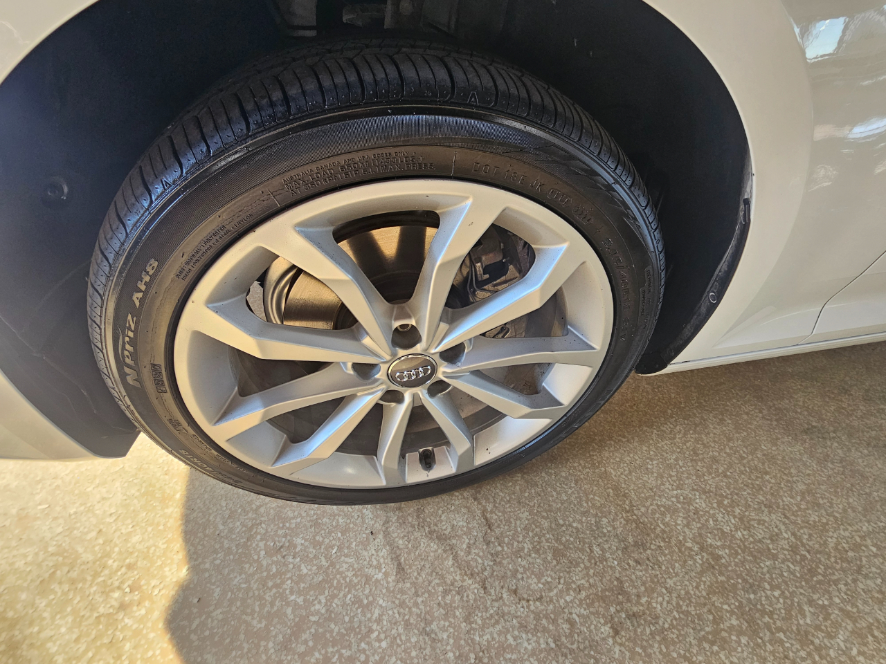 Audi A4 Titanium Premium 40 TFSI 2019