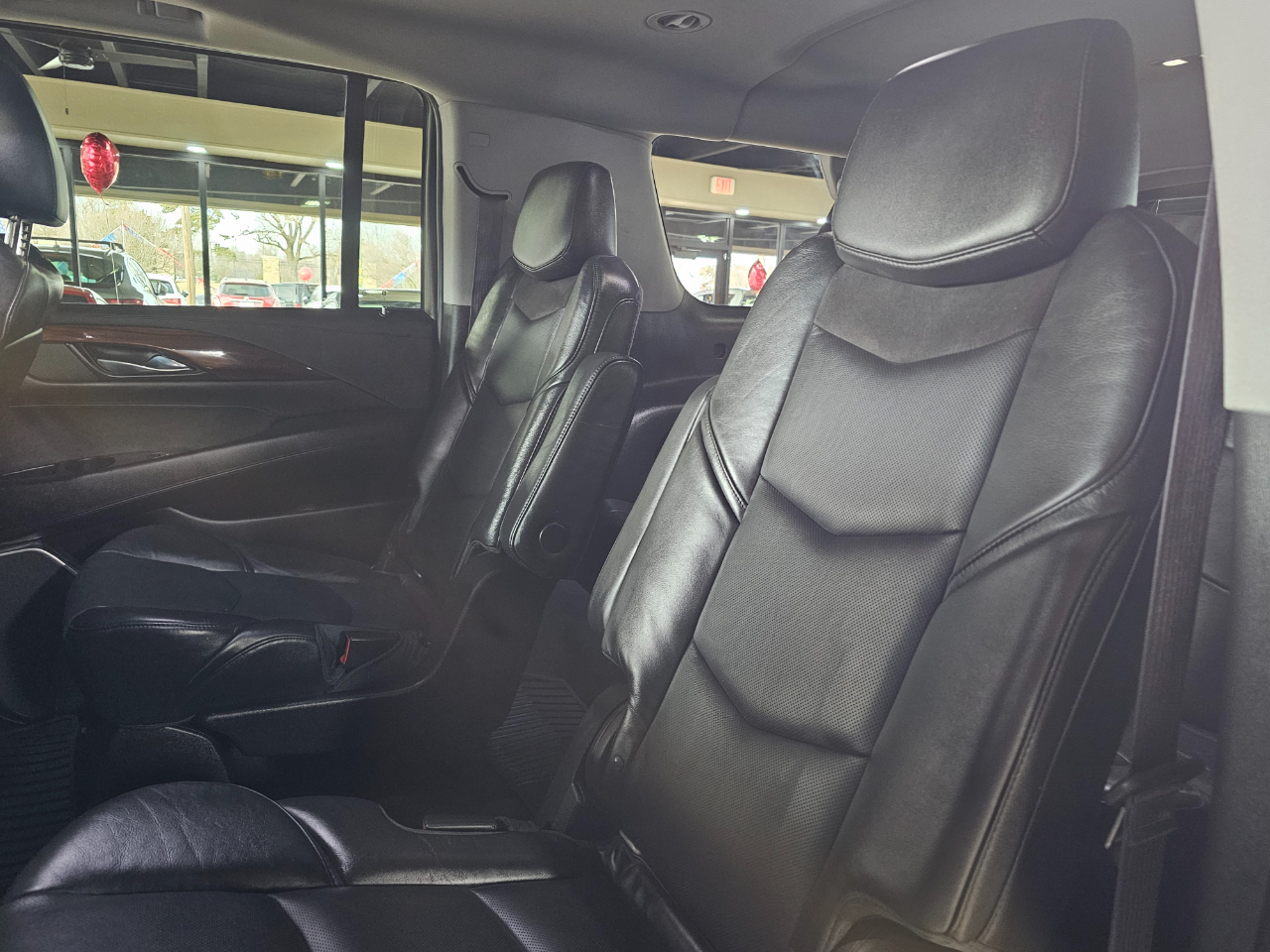 Cadillac Escalade ESV 4WD 4dr Premium 2015