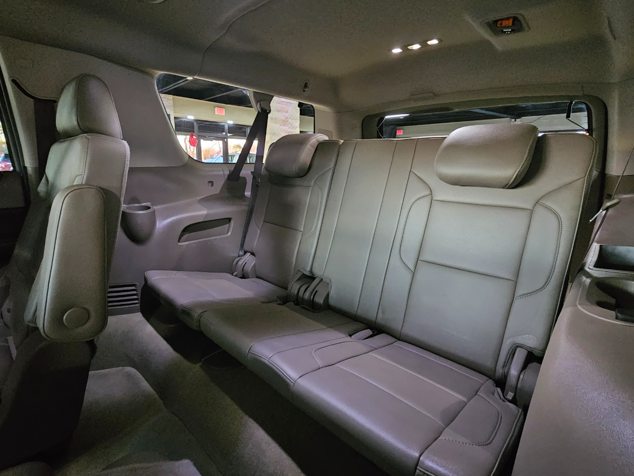 Chevrolet Suburban 2WD 4dr 1500 LT 2018