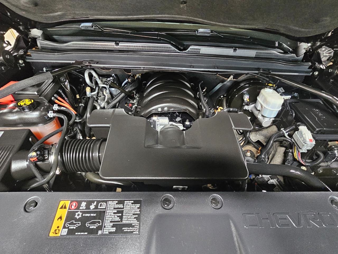 Chevrolet Suburban 2WD 4dr 1500 LT 2018