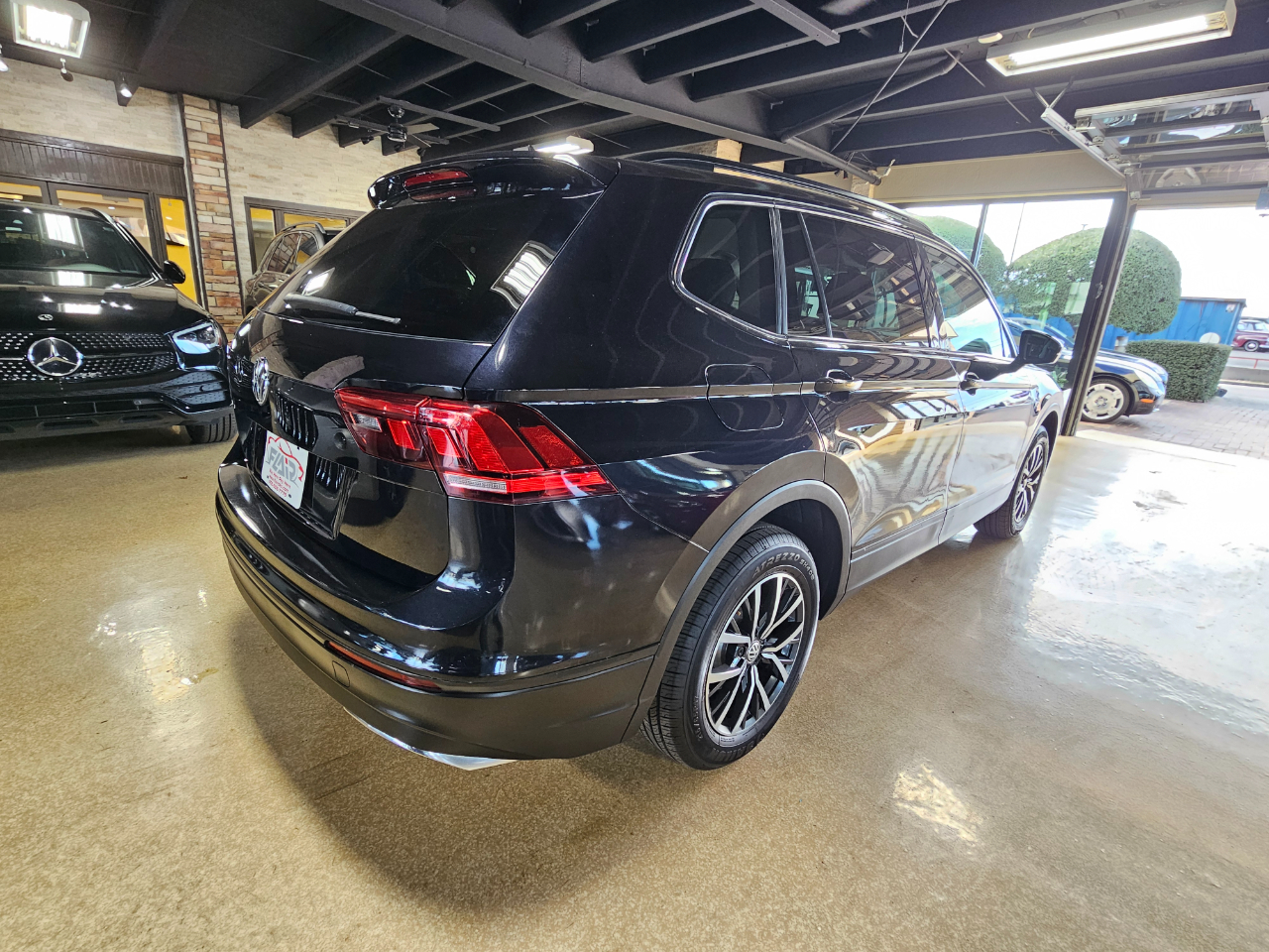 Volkswagen Tiguan 2.0T SE FWD 2019