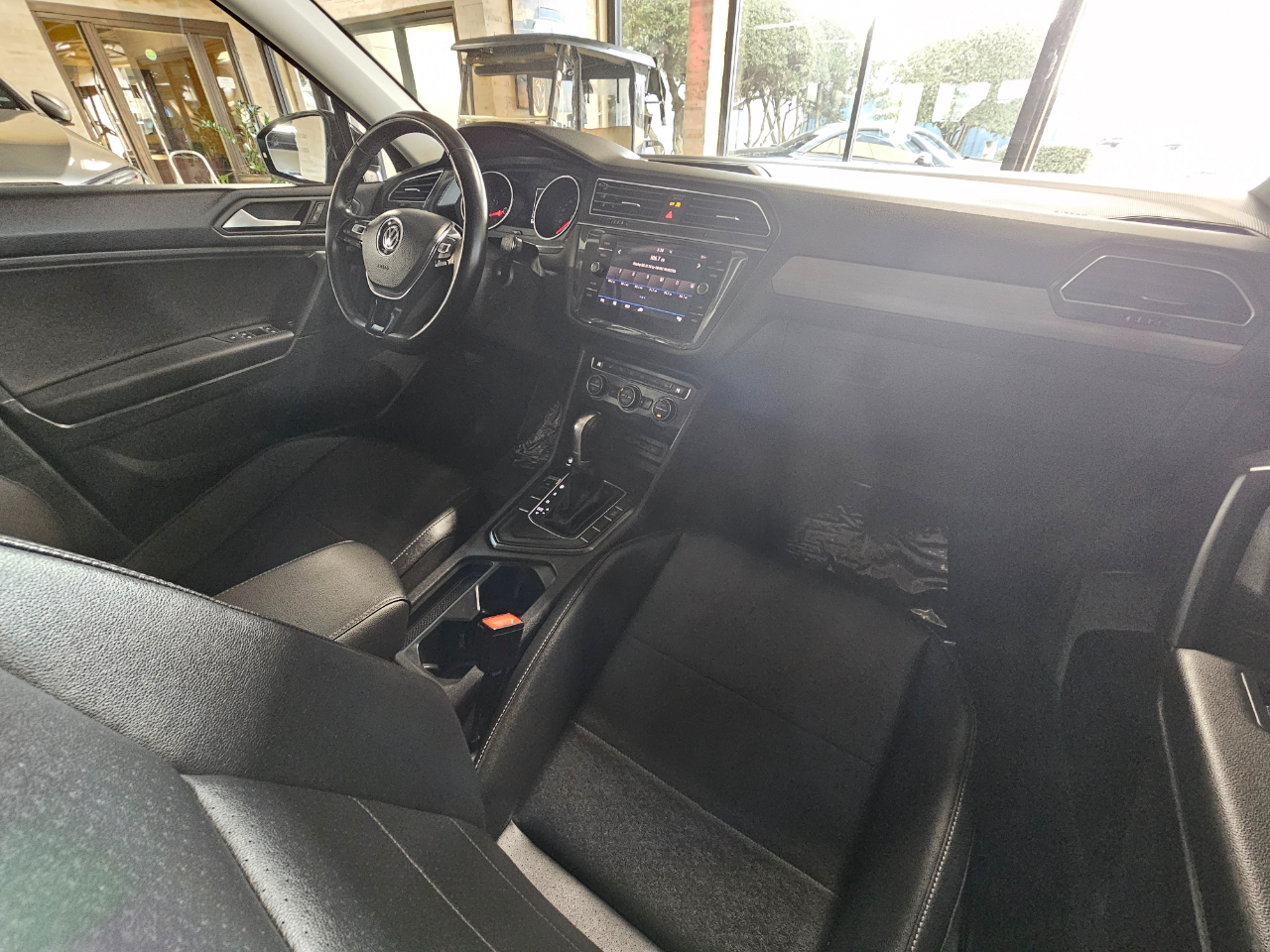 Volkswagen Tiguan 2.0T SE FWD 2019