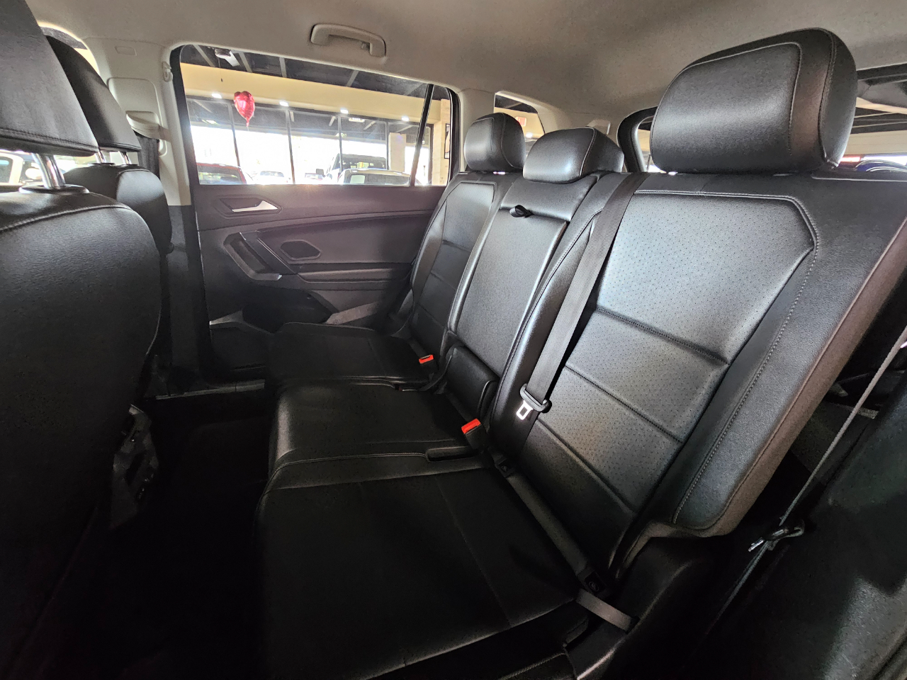 Volkswagen Tiguan 2.0T SE FWD 2019