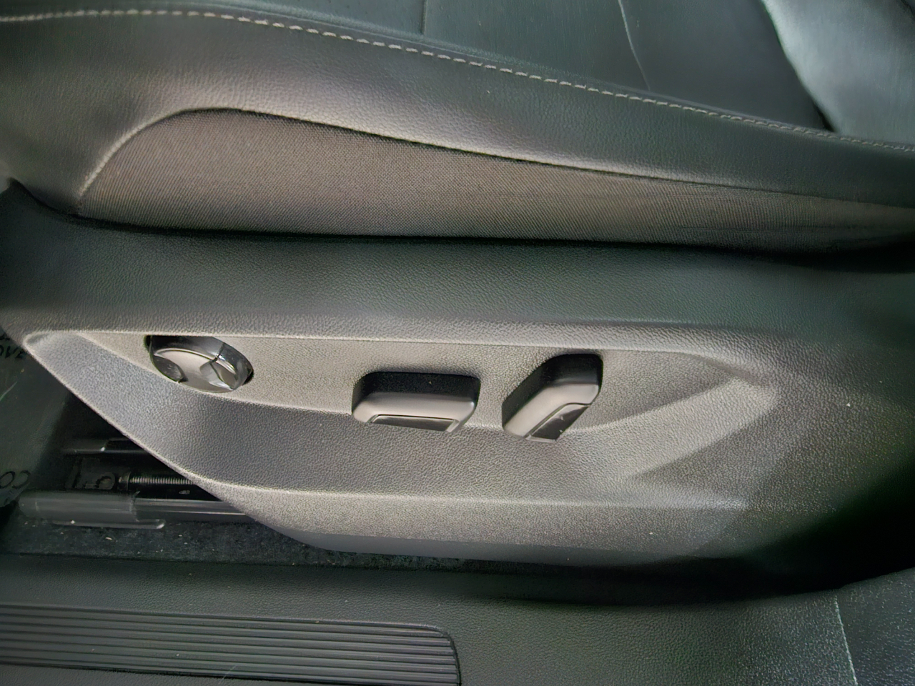 Volkswagen Tiguan 2.0T SE FWD 2019