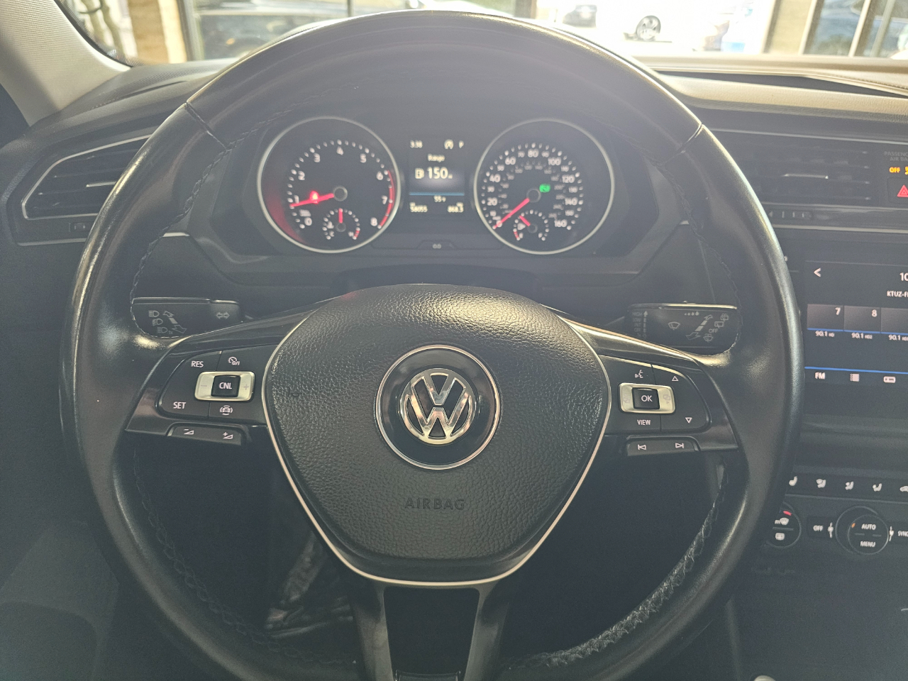 Volkswagen Tiguan 2.0T SE FWD 2019