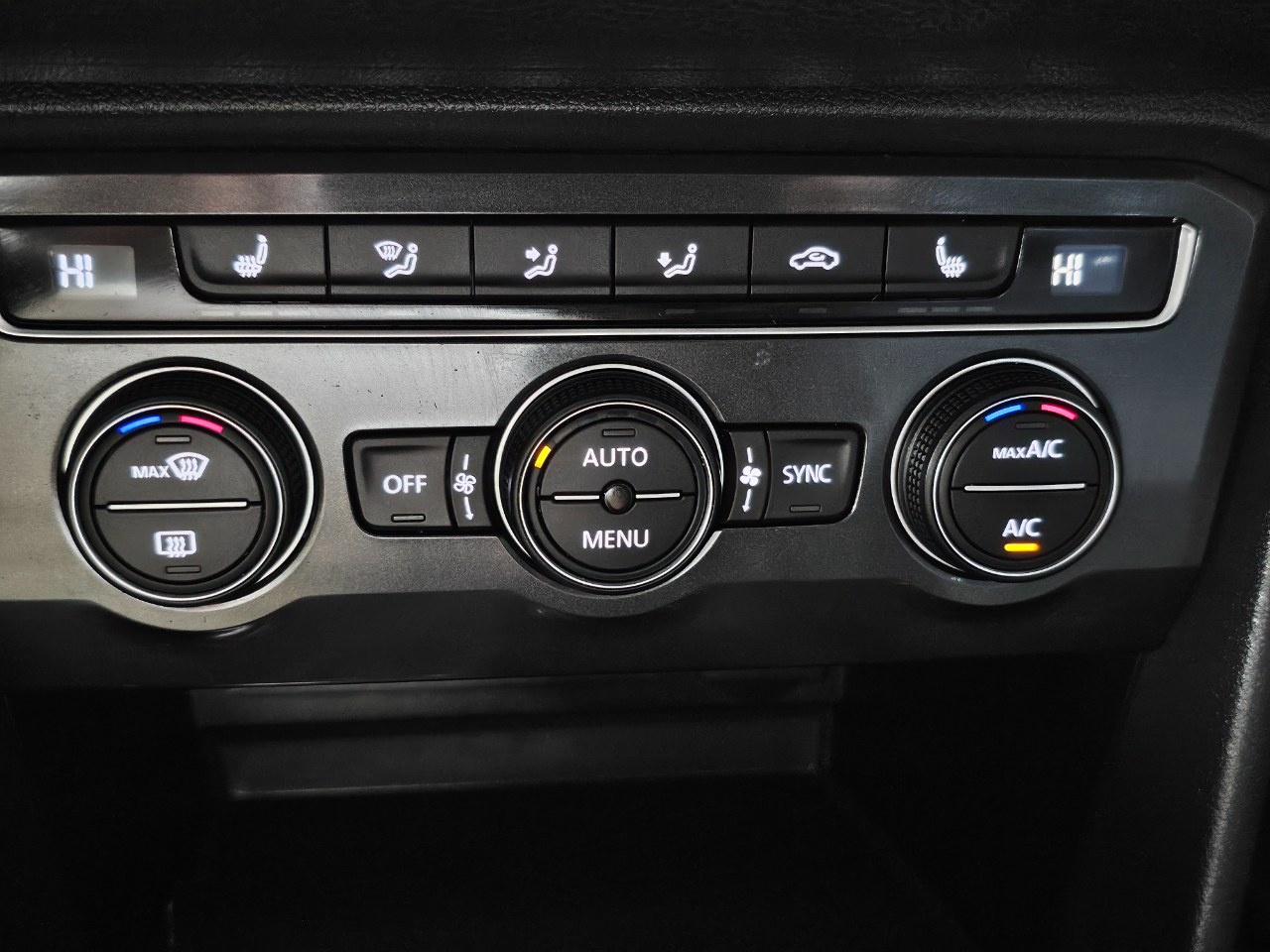 Volkswagen Tiguan 2.0T SE FWD 2019