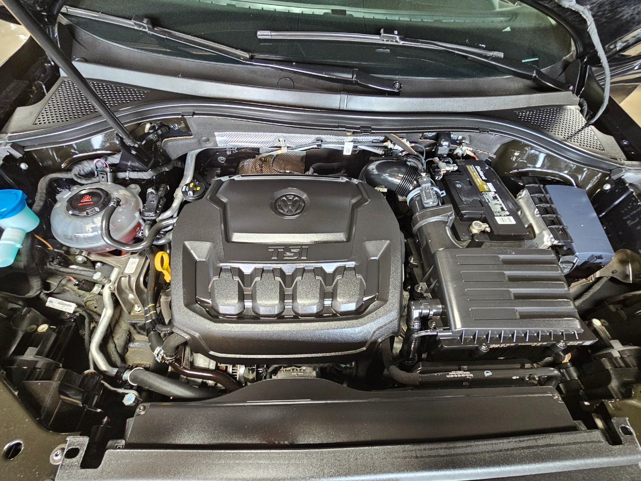 Volkswagen Tiguan 2.0T SE FWD 2019