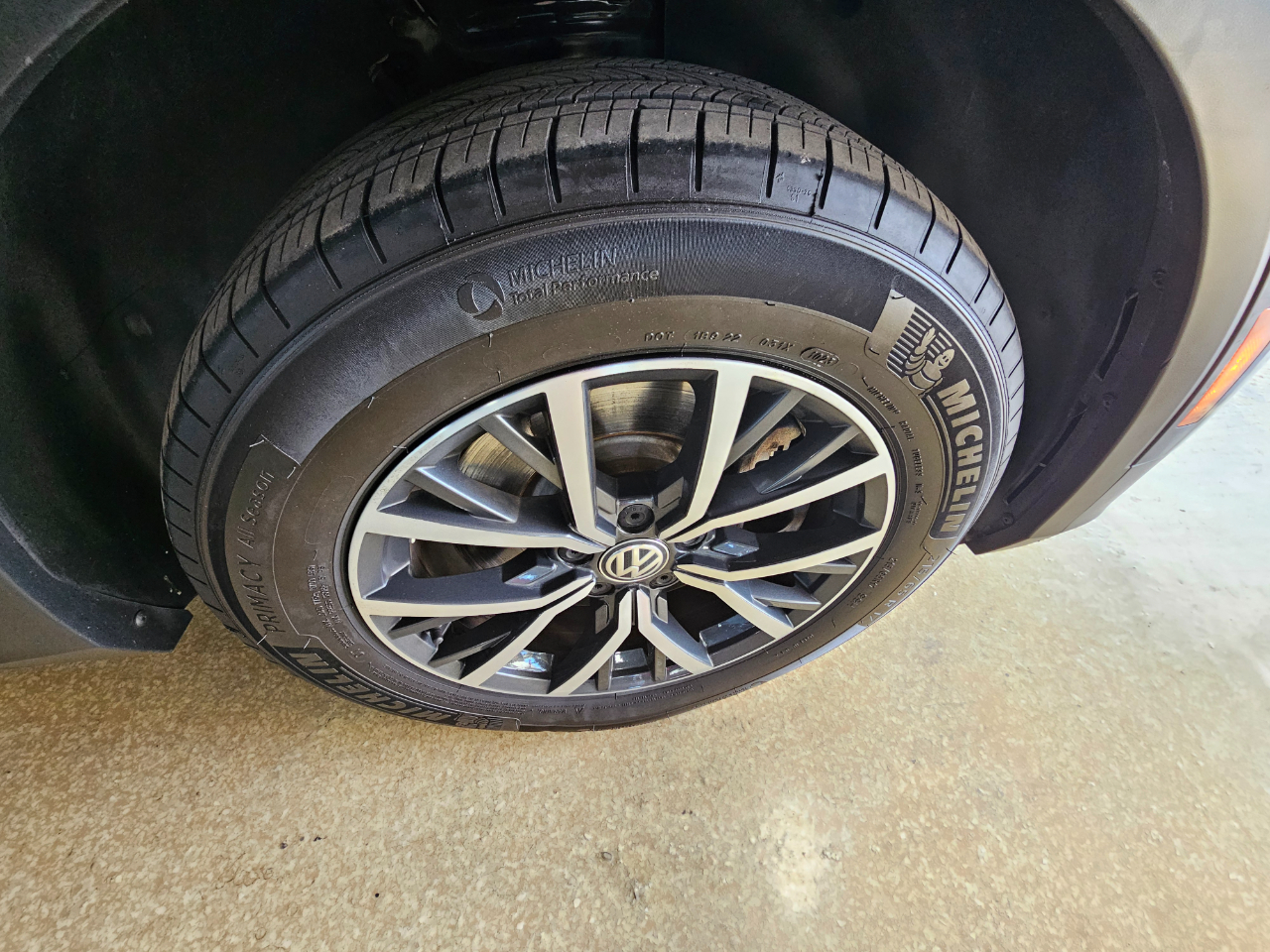 Volkswagen Tiguan 2.0T SE FWD 2019