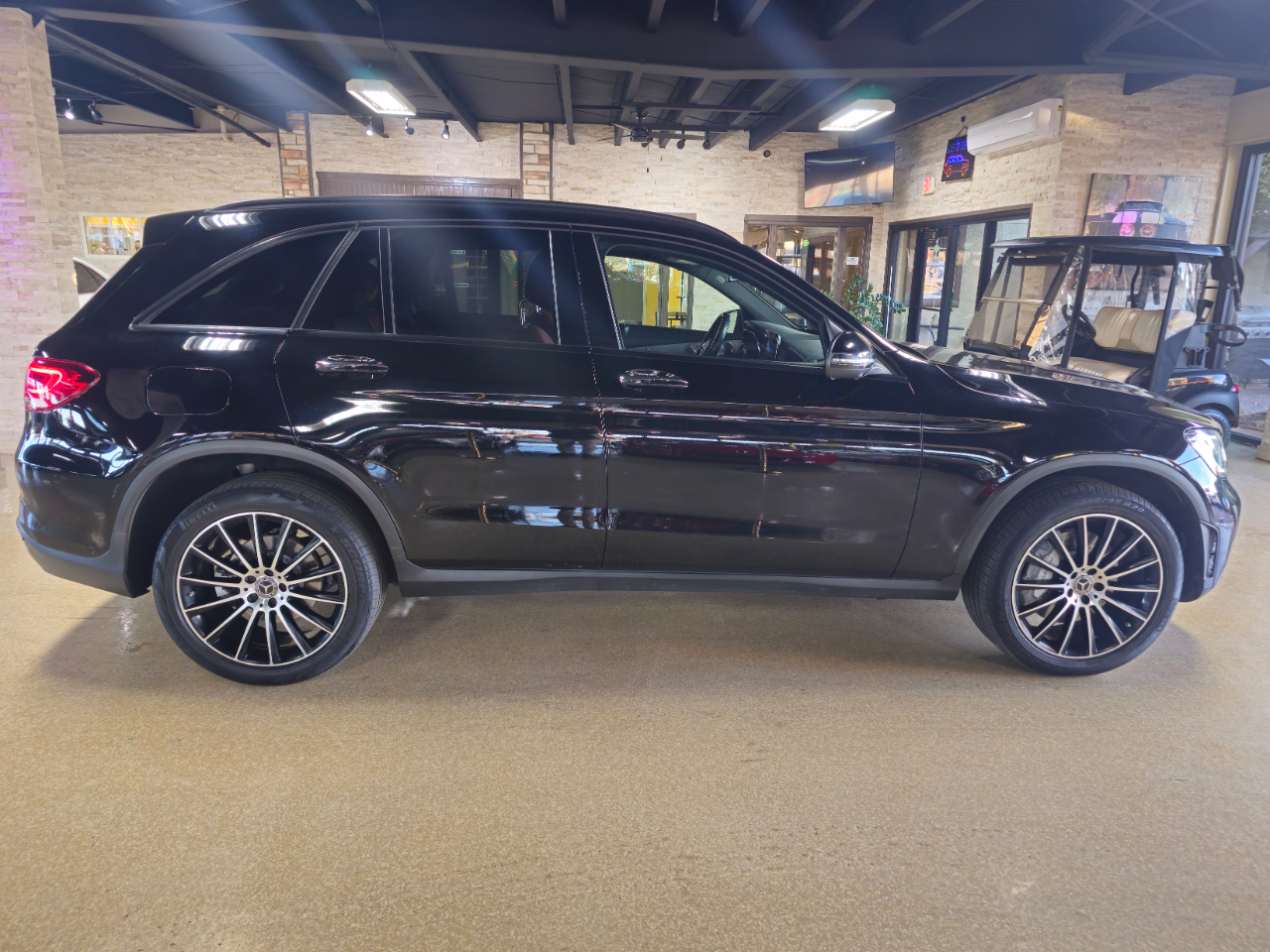 Mercedes-Benz GLC GLC 300 4MATIC SUV 2022