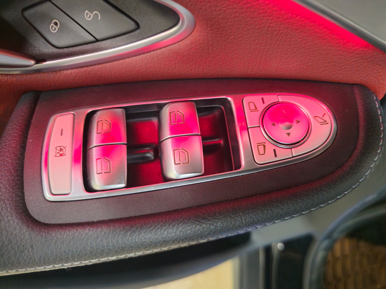 Mercedes-Benz GLC GLC 300 4MATIC SUV 2022