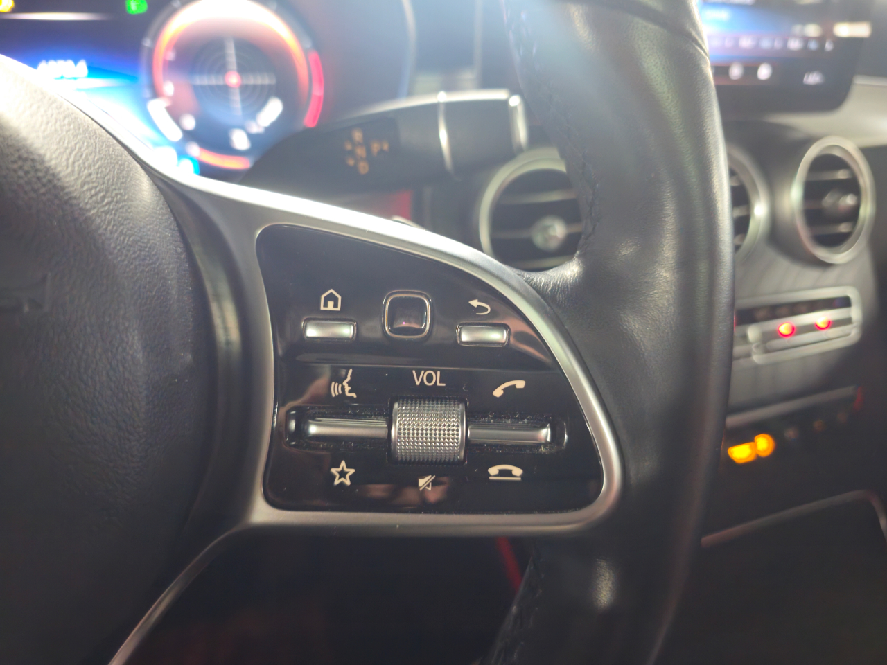 Mercedes-Benz GLC GLC 300 4MATIC SUV 2022