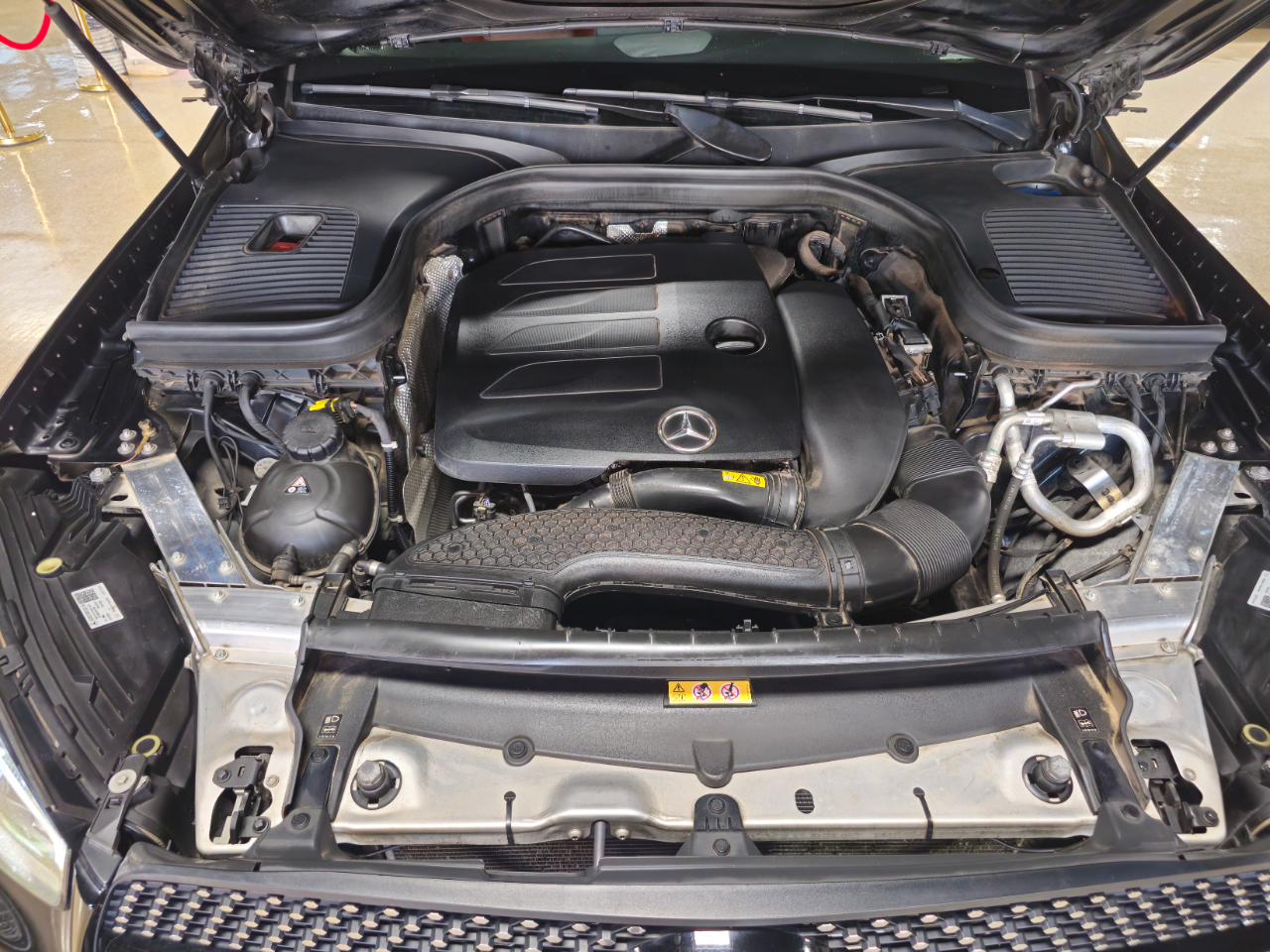 Mercedes-Benz GLC GLC 300 4MATIC SUV 2022