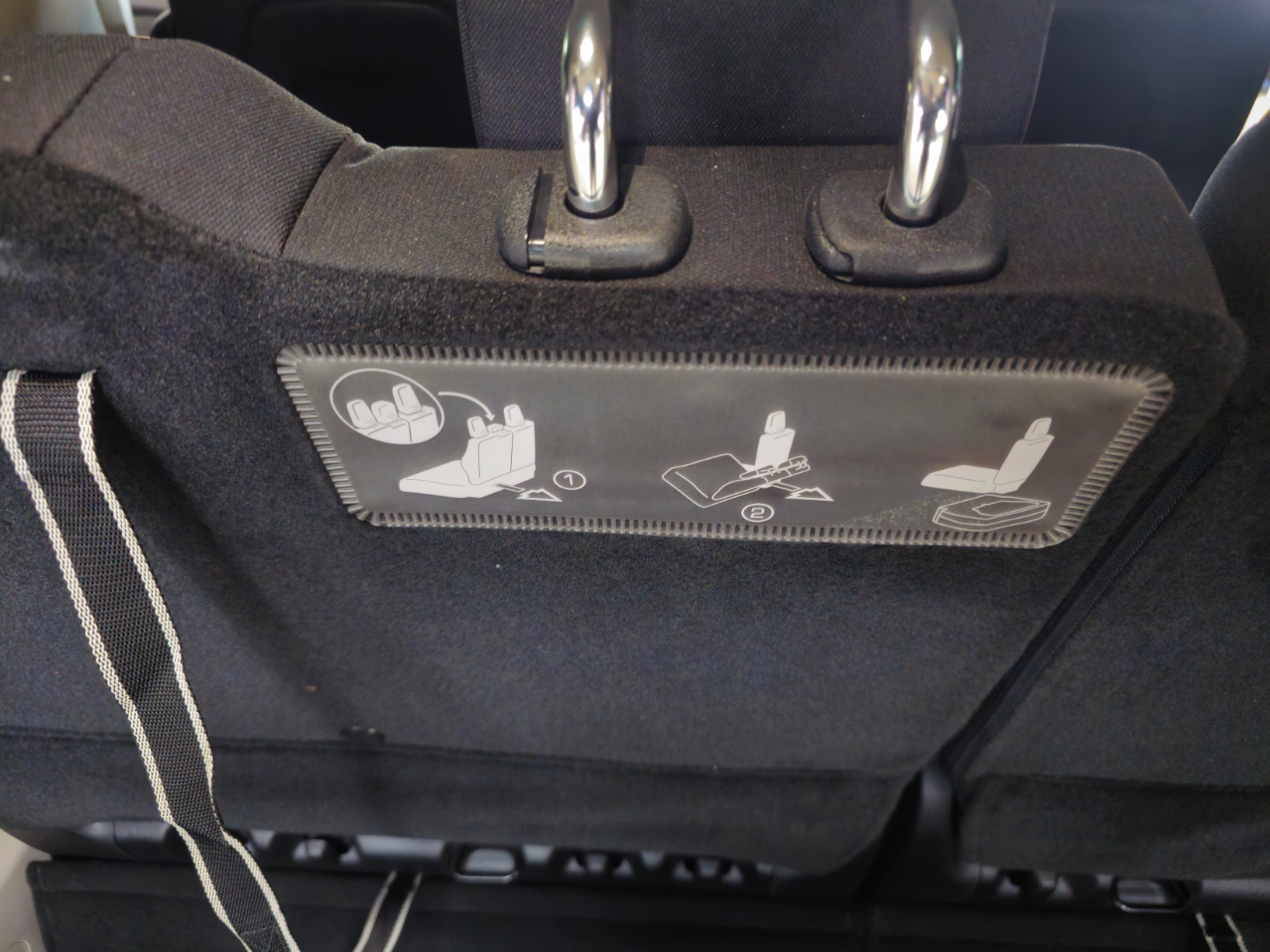 Chrysler Pacifica Touring FWD 2021