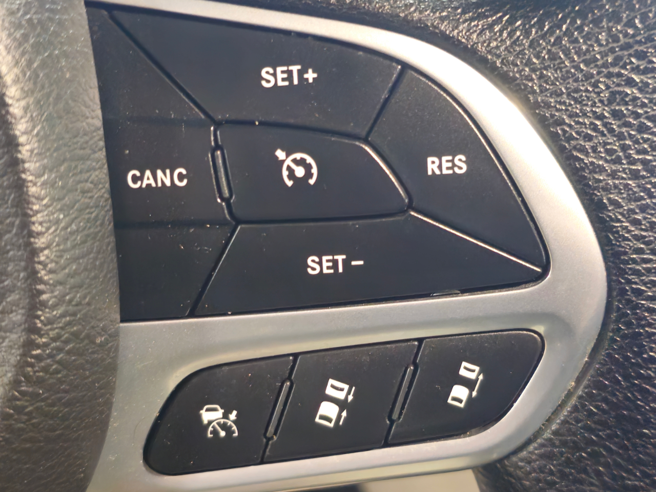 Chrysler Pacifica Touring FWD 2021