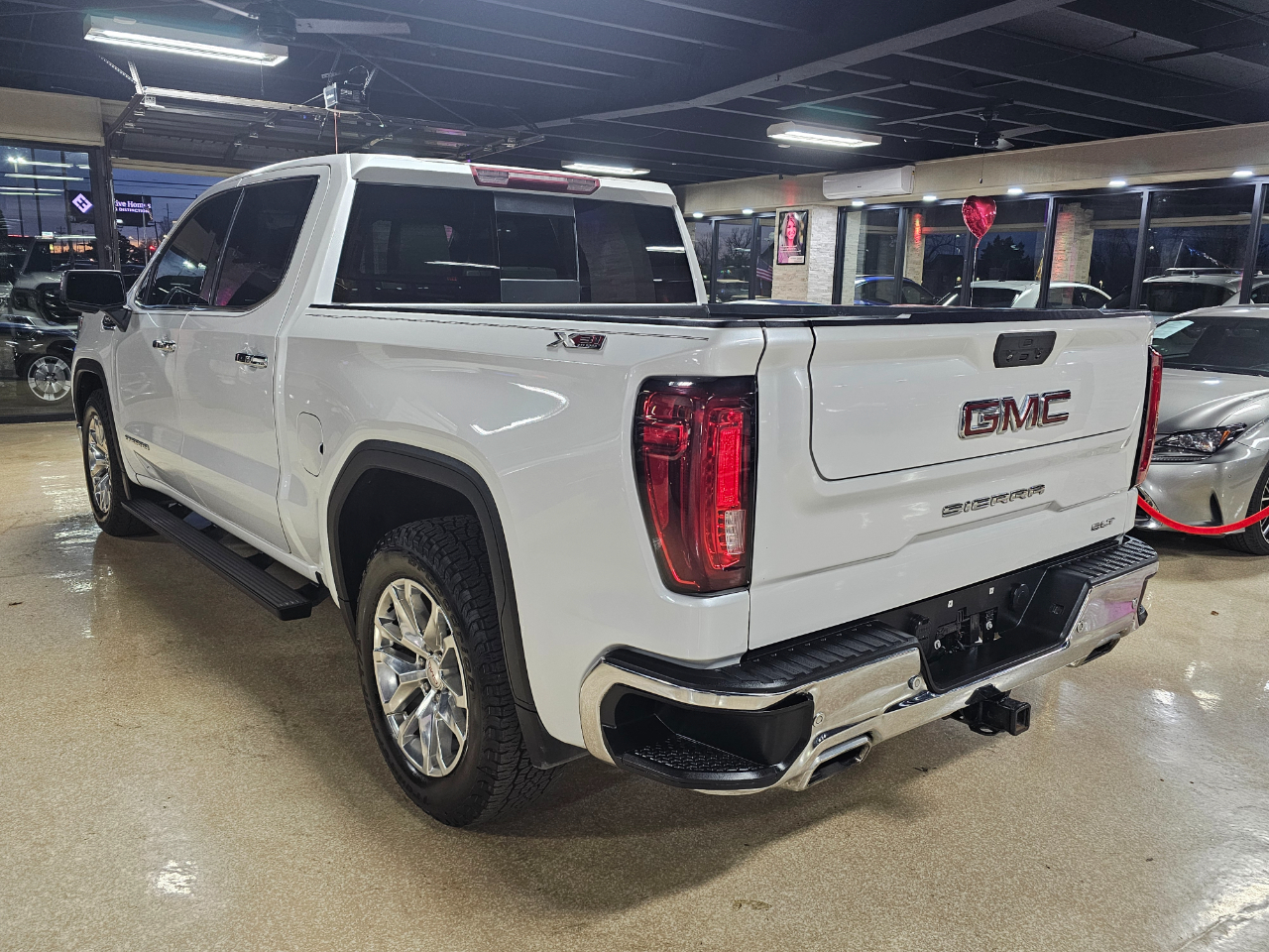 GMC Sierra 1500 4WD Crew Cab 147" SLT 2021
