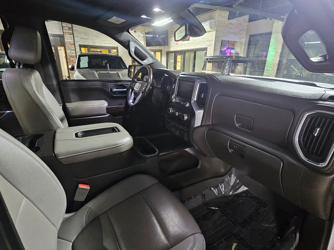 GMC Sierra 1500 4WD Crew Cab 147" SLT 2021