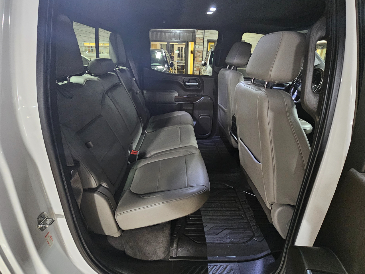 GMC Sierra 1500 4WD Crew Cab 147" SLT 2021