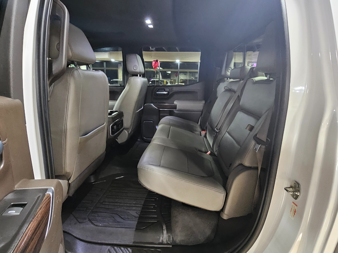 GMC Sierra 1500 4WD Crew Cab 147" SLT 2021