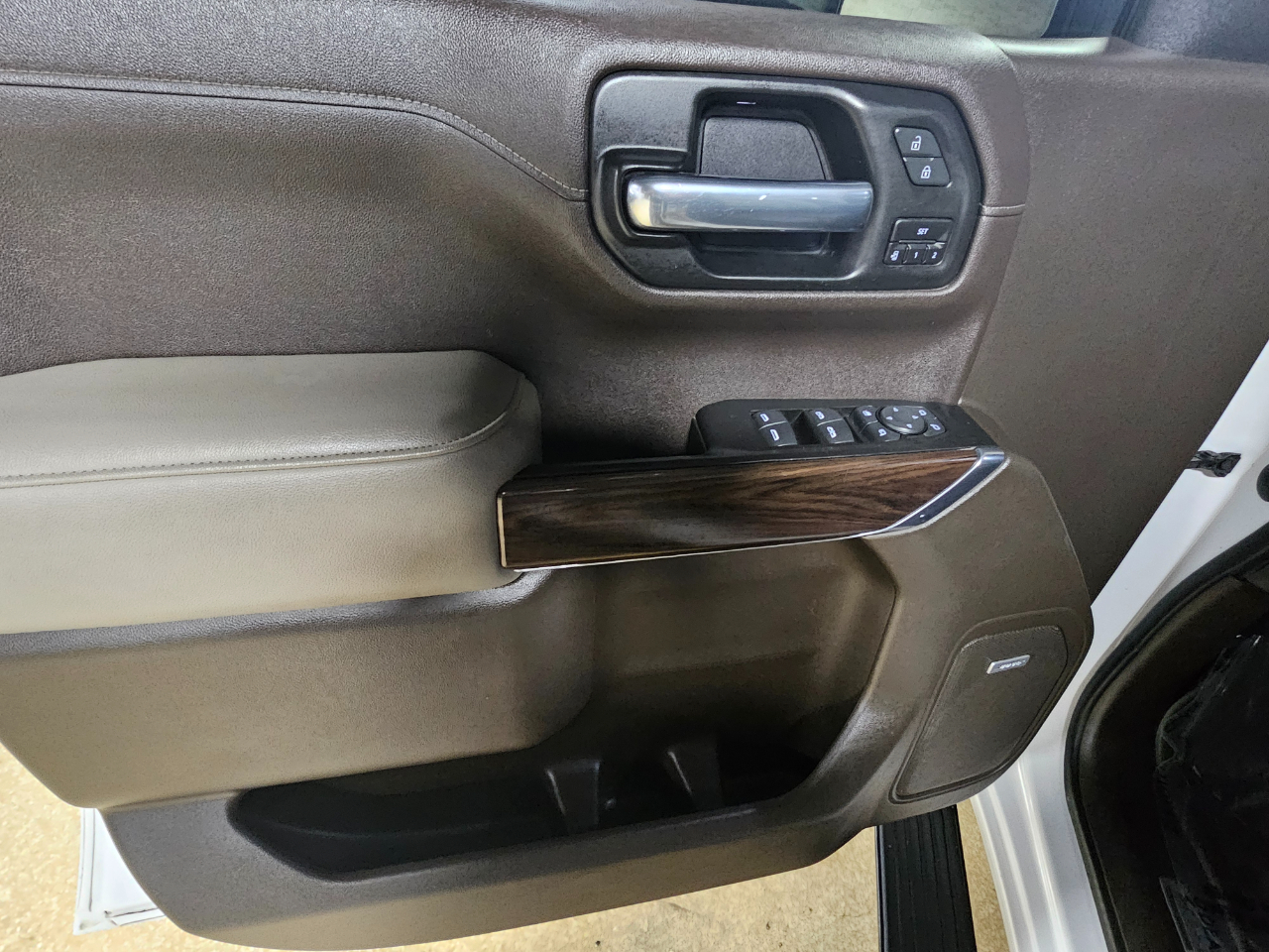 GMC Sierra 1500 4WD Crew Cab 147" SLT 2021