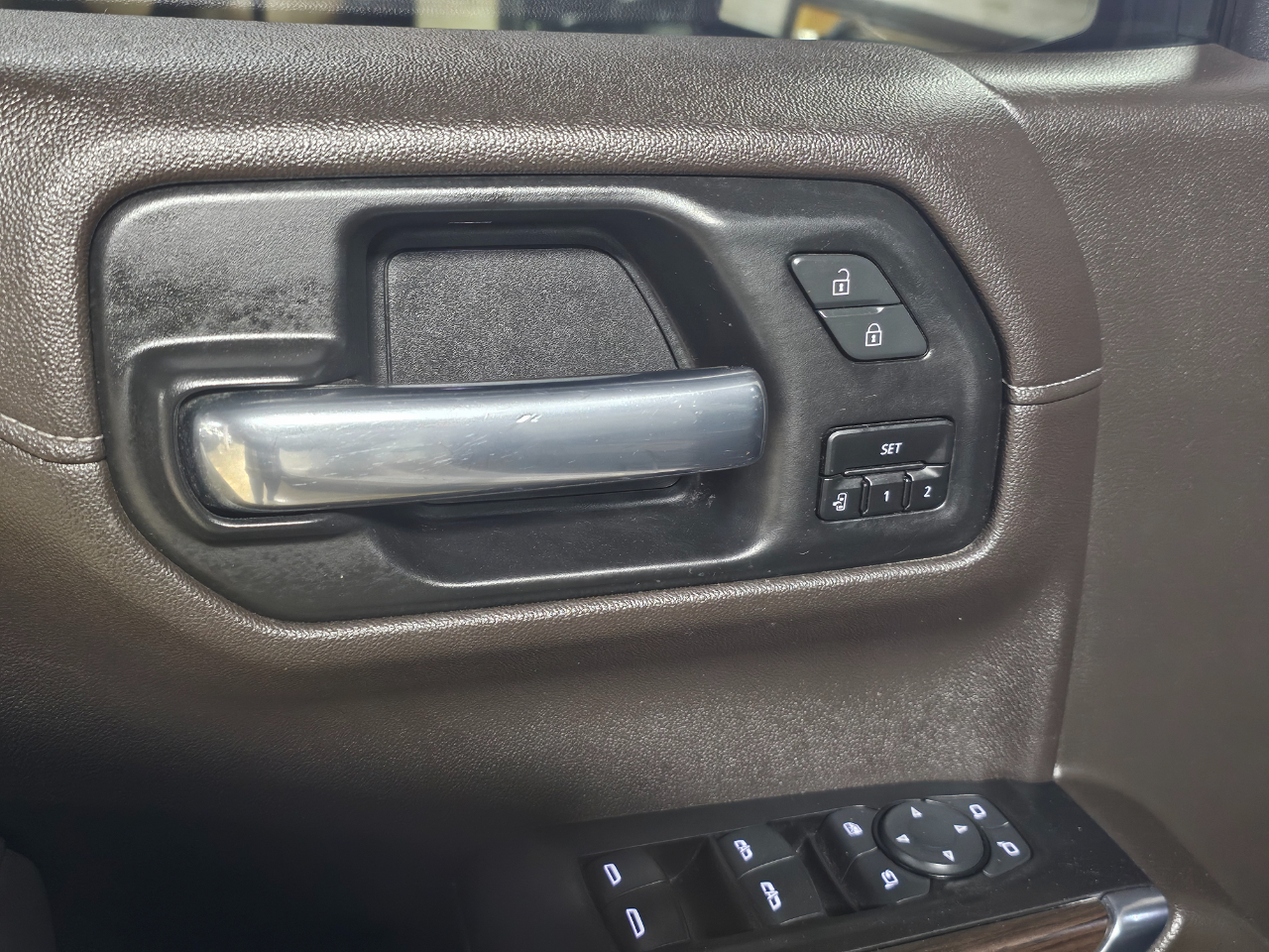 GMC Sierra 1500 4WD Crew Cab 147" SLT 2021