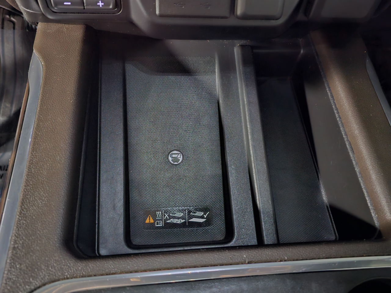 GMC Sierra 1500 4WD Crew Cab 147" SLT 2021