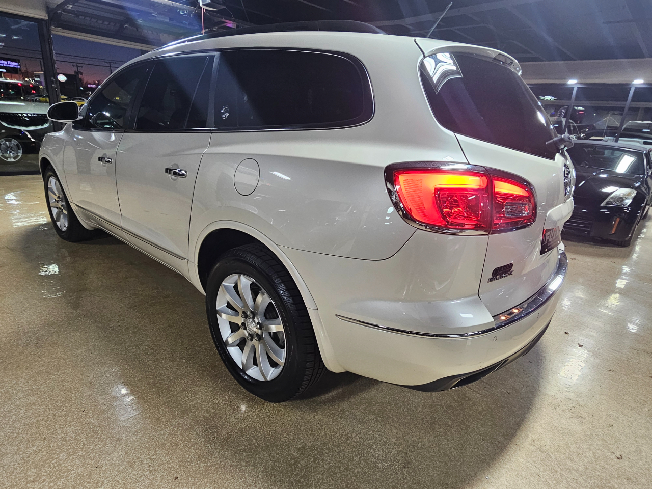 Buick Enclave FWD 4dr Premium 2014