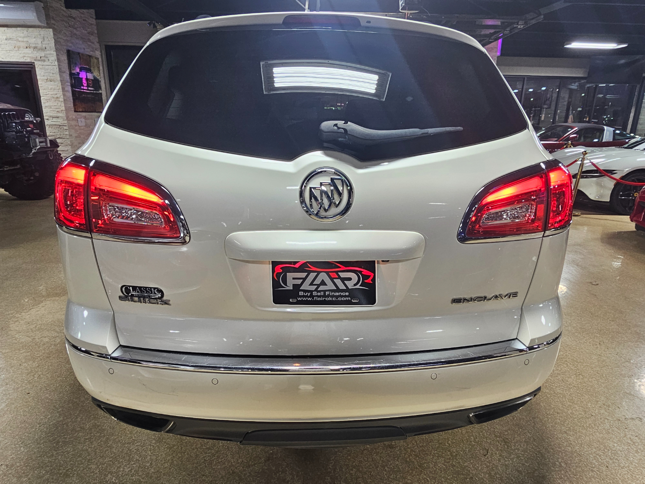 Buick Enclave FWD 4dr Premium 2014