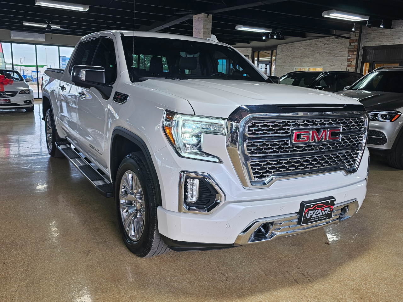 GMC Sierra 1500 4WD Crew Cab 147" Denali 2019