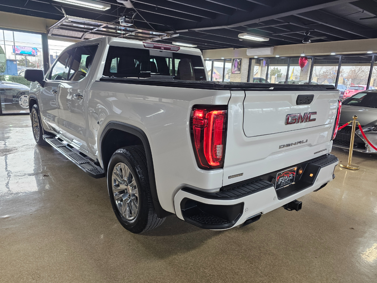 GMC Sierra 1500 4WD Crew Cab 147" Denali 2019