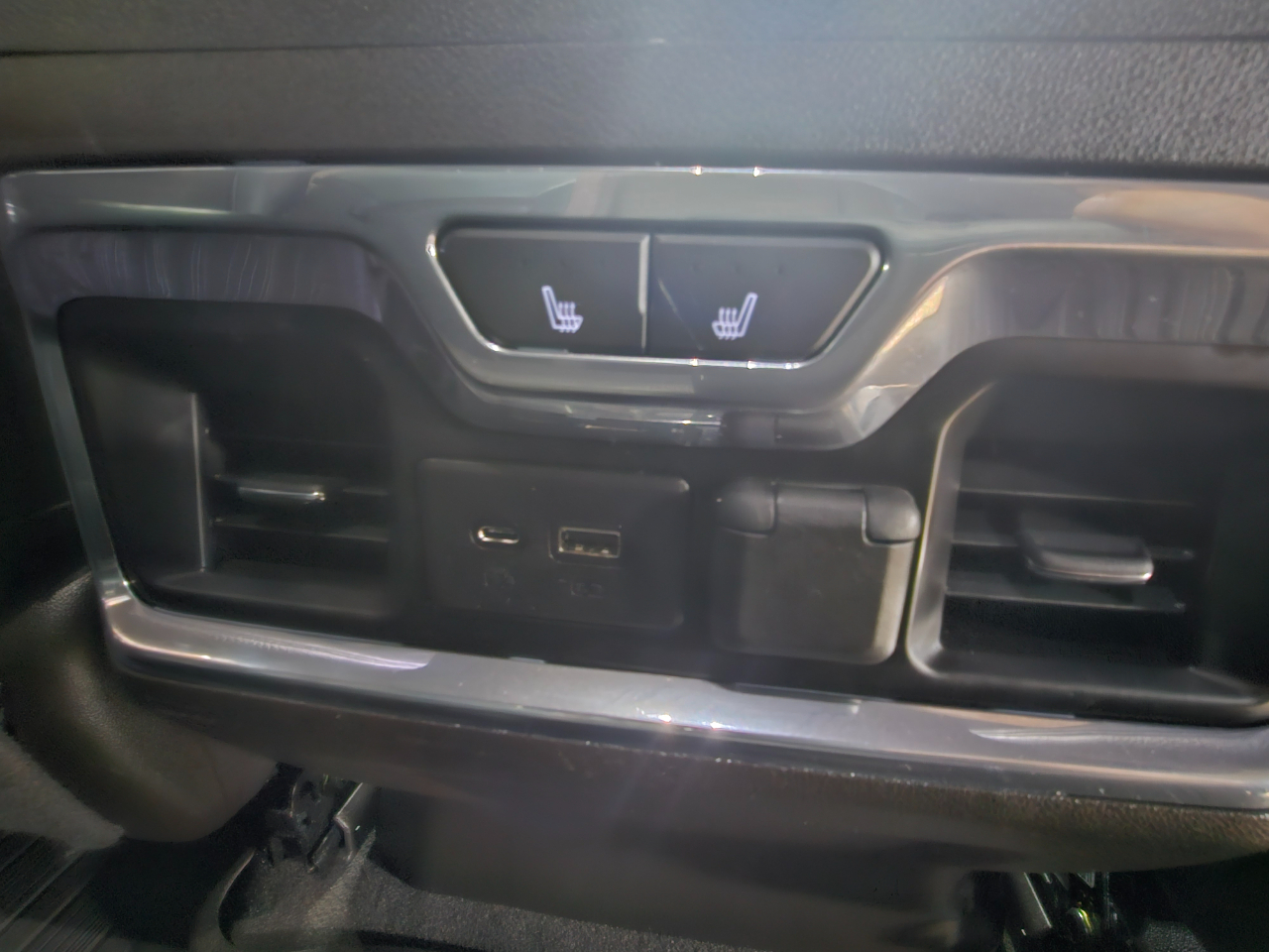 GMC Sierra 1500 4WD Crew Cab 147" Denali 2019