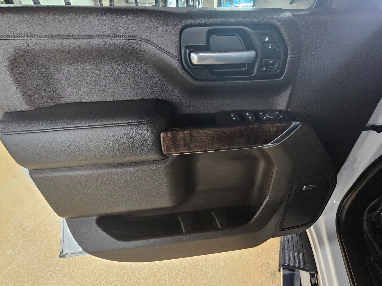 GMC Sierra 1500 4WD Crew Cab 147" Denali 2019