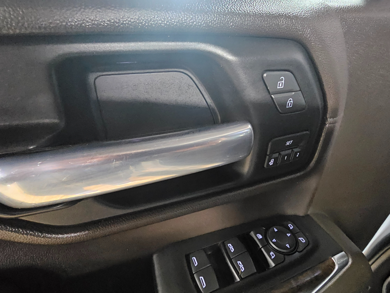 GMC Sierra 1500 4WD Crew Cab 147" Denali 2019