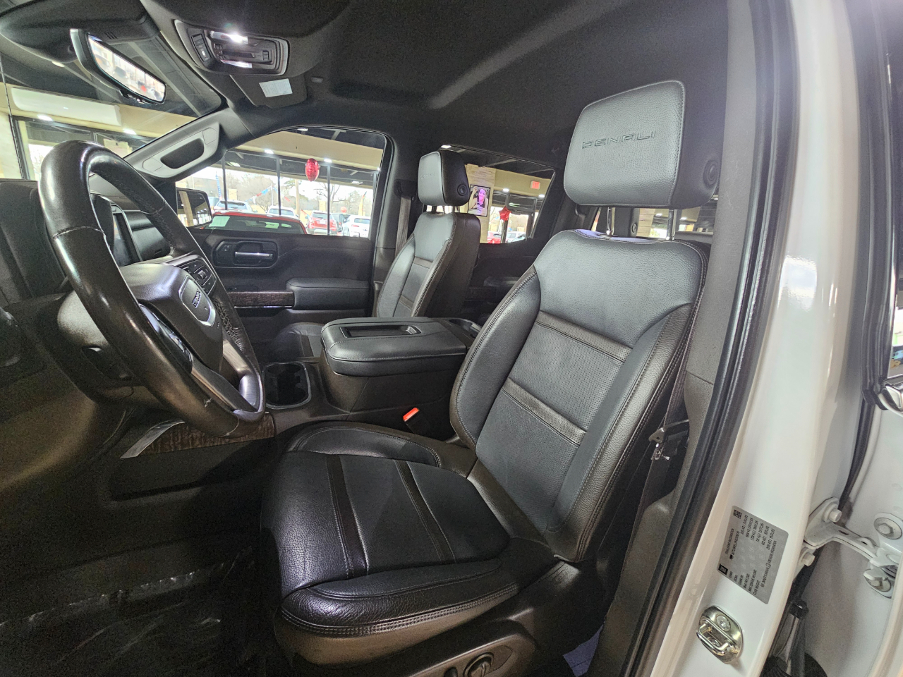 GMC Sierra 1500 4WD Crew Cab 147" Denali 2019