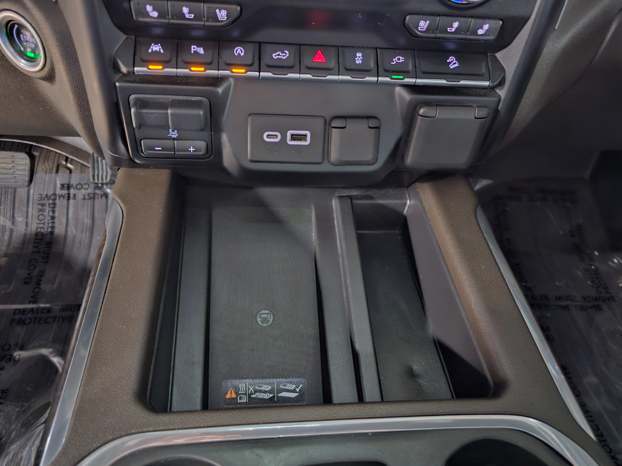 GMC Sierra 1500 4WD Crew Cab 147" Denali 2019