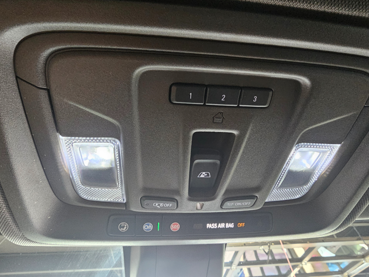 GMC Sierra 1500 4WD Crew Cab 147" Denali 2019