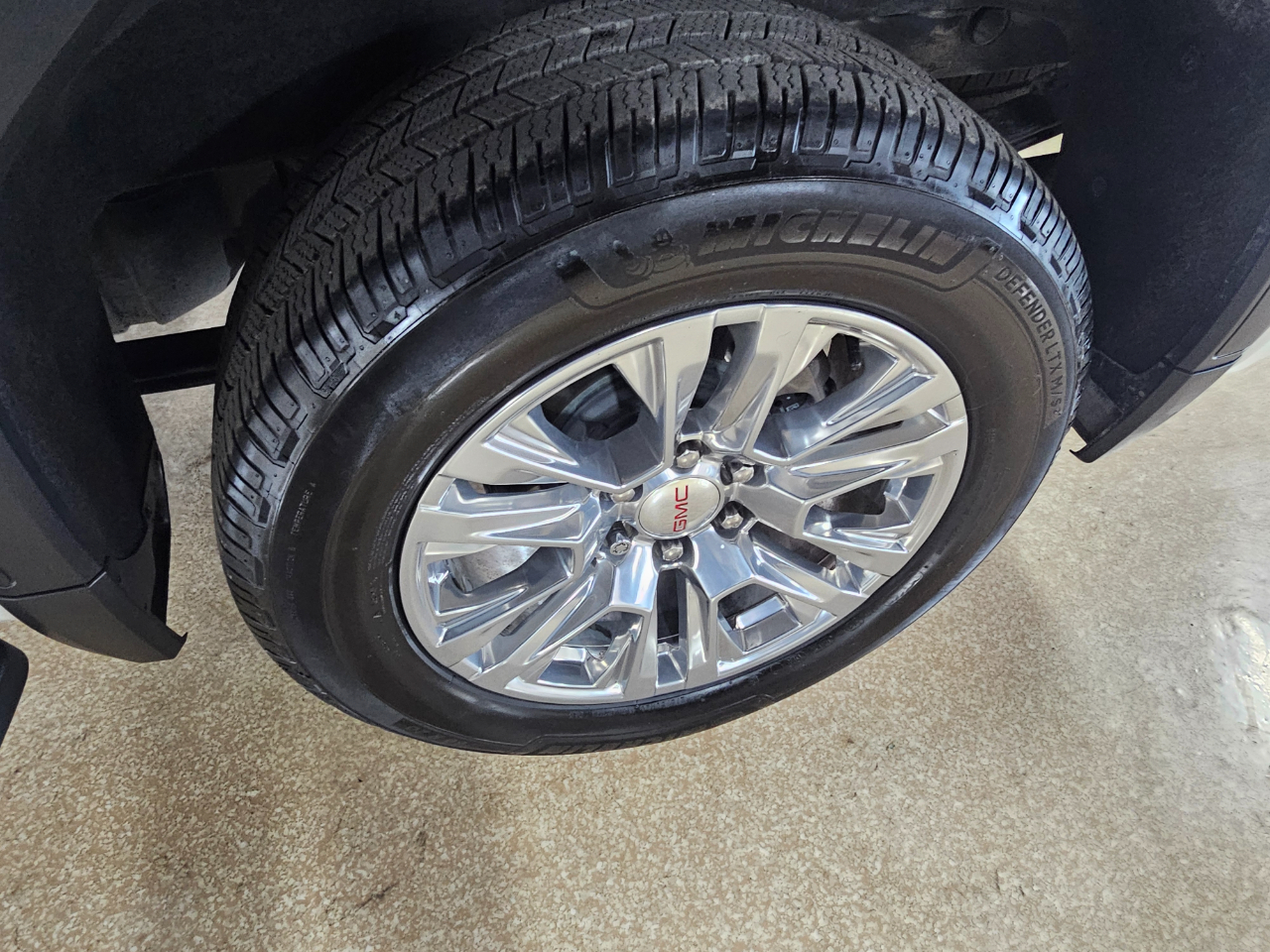 GMC Sierra 1500 4WD Crew Cab 147" Denali 2019