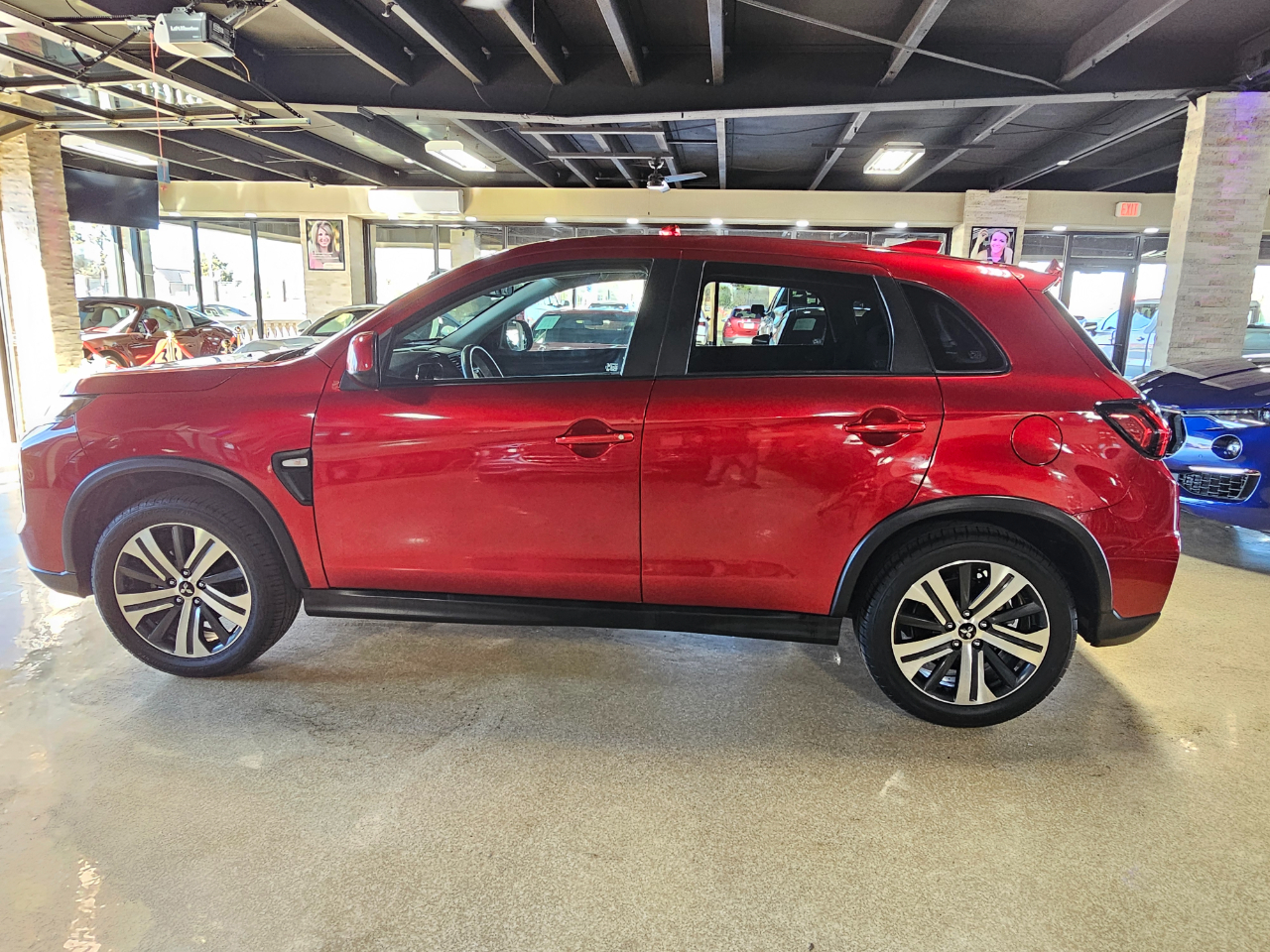 Mitsubishi Outlander Sport ES 2.0 AWC CVT 2021