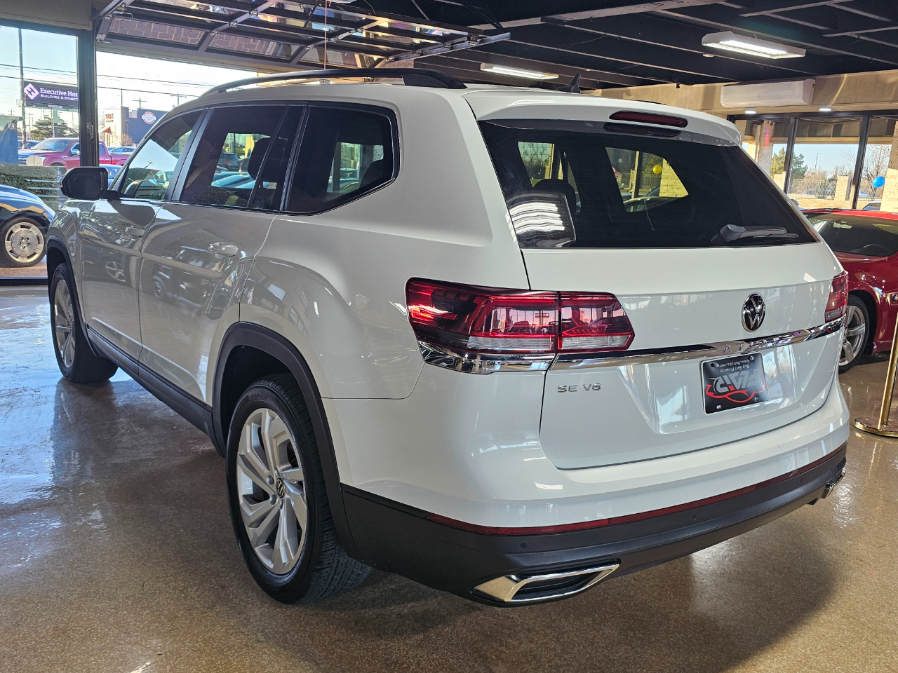 Volkswagen Atlas 3.6L V6 SE w/Technology FWD *Ltd Avail* 2021
