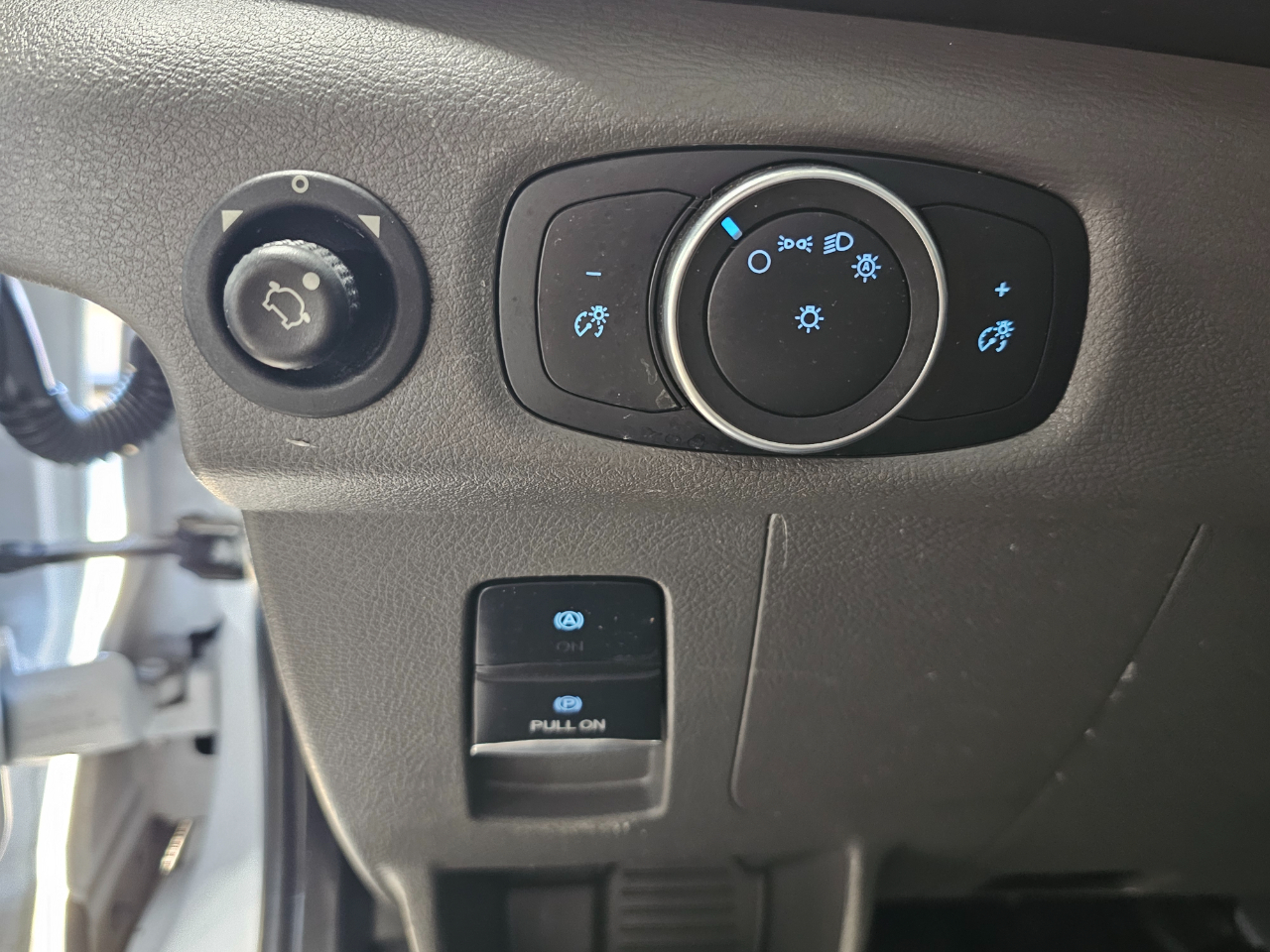 Ford Transit Passenger Wagon T-350 148" Low Roof XL RWD 2021