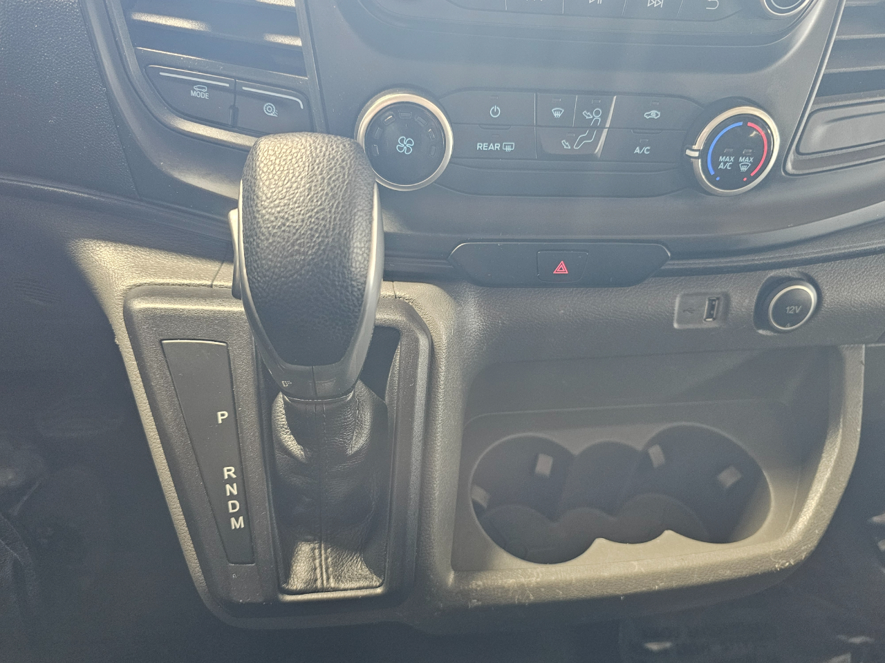 Ford Transit Passenger Wagon T-350 148" Low Roof XL RWD 2021