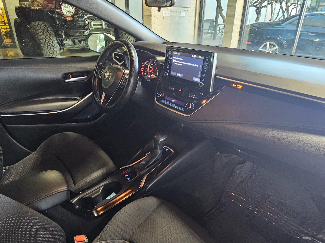 Toyota Corolla SE CVT (Natl) 2020