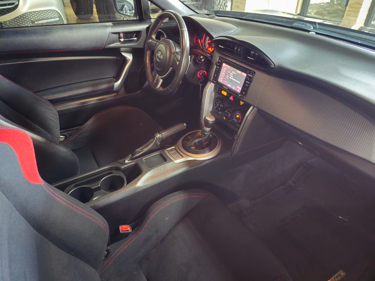 Scion FR-S 2dr Cpe Man (Natl) 2015