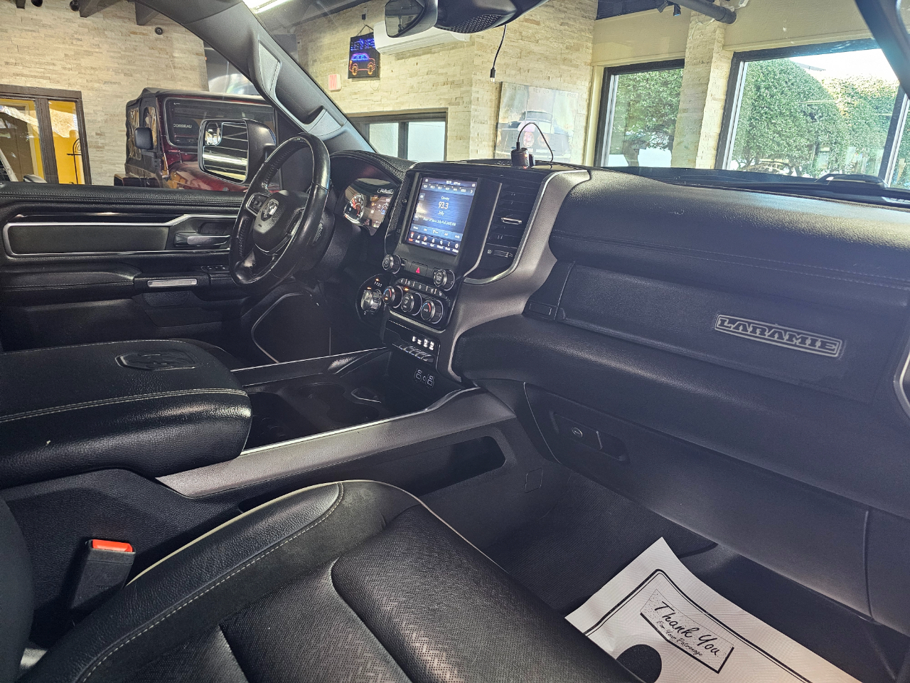 RAM 1500 Laramie 4x4 Crew Cab 5'7" Box 2021