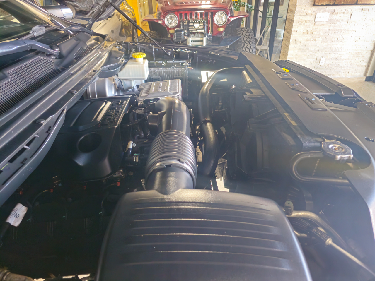 RAM 1500 Laramie 4x4 Crew Cab 5'7" Box 2021