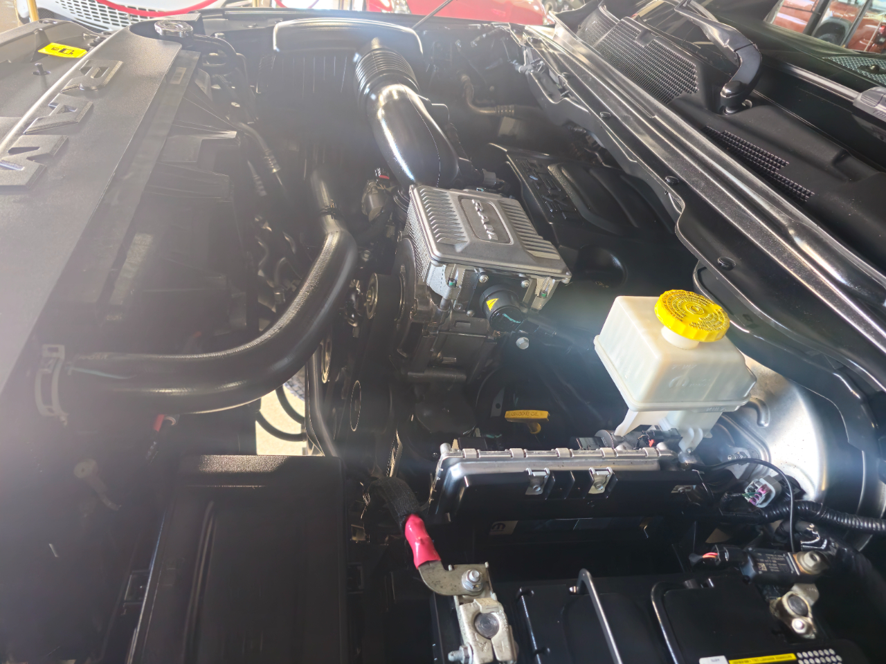 RAM 1500 Laramie 4x4 Crew Cab 5'7" Box 2021