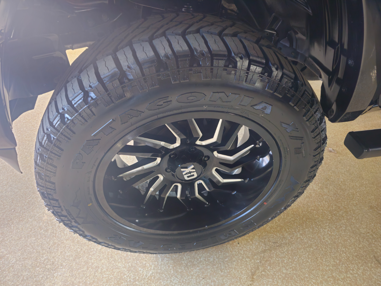 RAM 1500 Laramie 4x4 Crew Cab 5'7" Box 2021