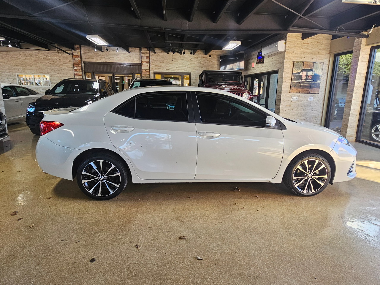 Toyota Corolla XSE 4D Sedan 2019