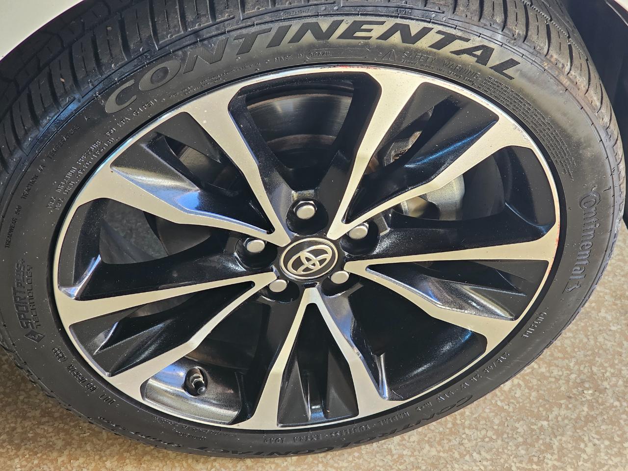 Toyota Corolla XSE 4D Sedan 2019