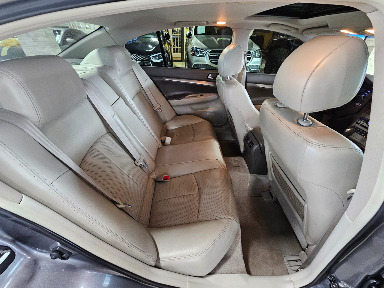 Infiniti G25 Sedan 4dr Journey RWD 2011