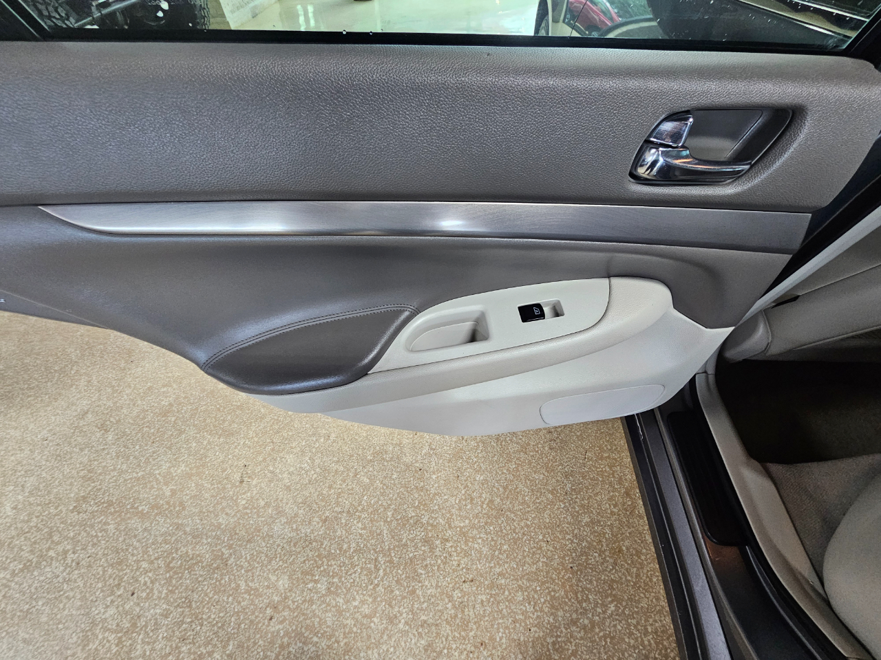 Infiniti G25 Sedan 4dr Journey RWD 2011